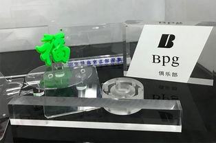 九宮格專注中小企業(yè)網(wǎng)絡(luò)營銷，助力唯動(dòng)玻璃制品廠家公司互聯(lián)網(wǎng)轉(zhuǎn)型